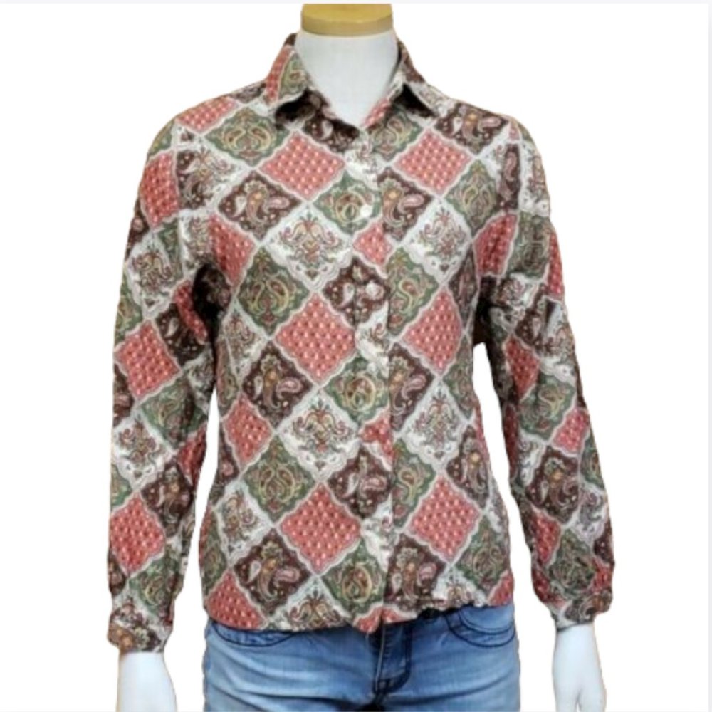 College Town Womens Button Down Shirt Size Small Paisley Print Vintage